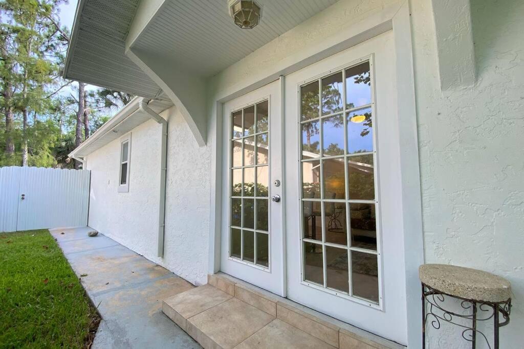 Cheerfull 4/Bed/ 3 Bath / Pool / Best Location North North Naples エクステリア 写真