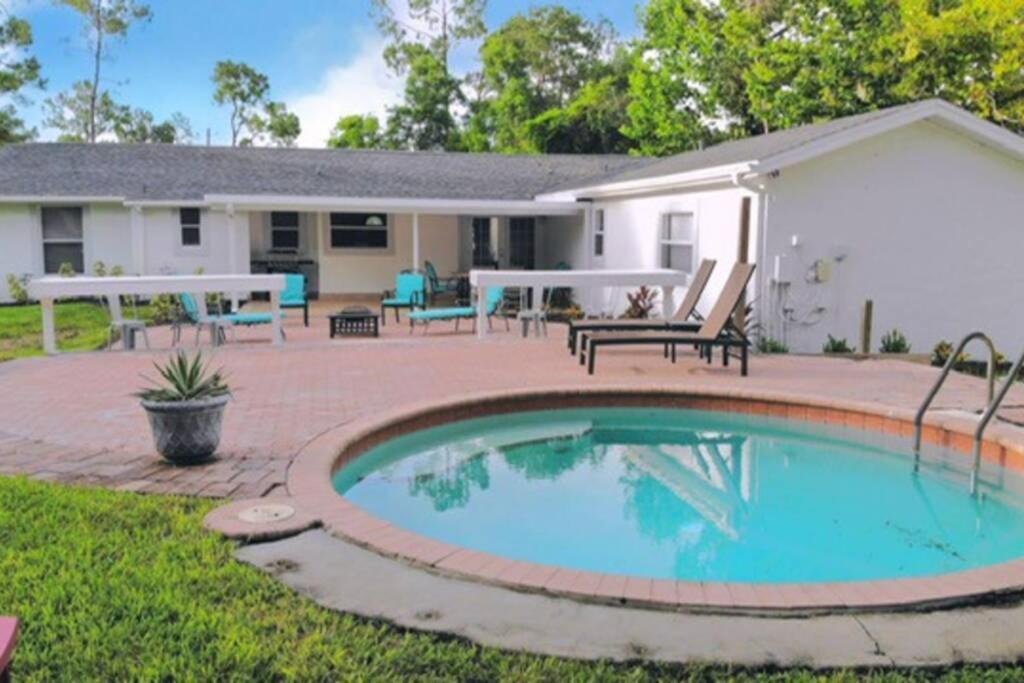Cheerfull 4/Bed/ 3 Bath / Pool / Best Location North North Naples エクステリア 写真