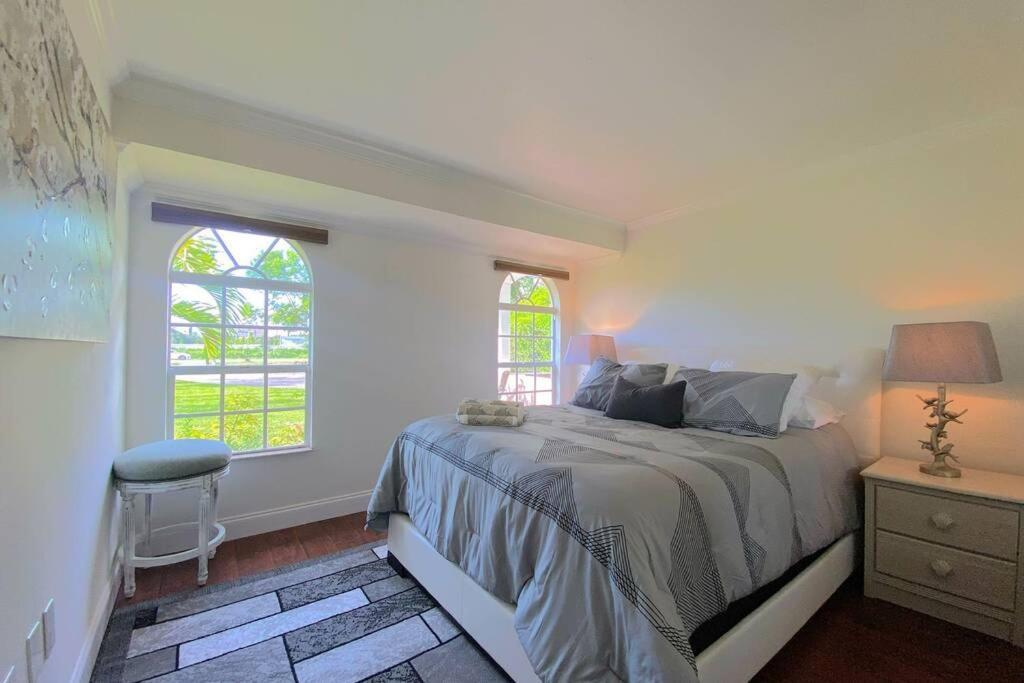 Cheerfull 4/Bed/ 3 Bath / Pool / Best Location North North Naples エクステリア 写真